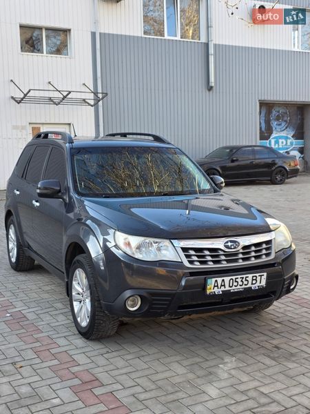 Внедорожник / Кроссовер Subaru Forester 2012 в Киеве