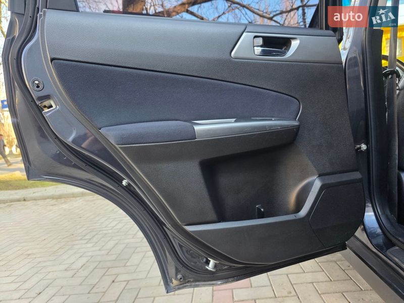 Внедорожник / Кроссовер Subaru Forester 2012 в Киеве