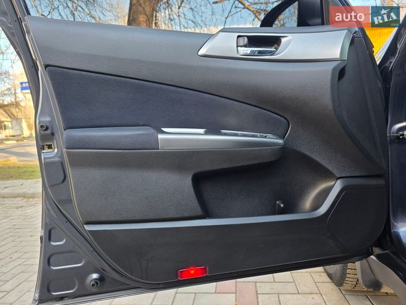 Внедорожник / Кроссовер Subaru Forester 2012 в Киеве