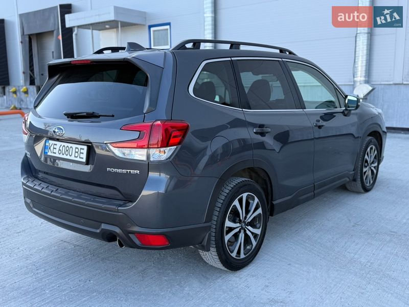 Внедорожник / Кроссовер Subaru Forester 2020 в Днепре