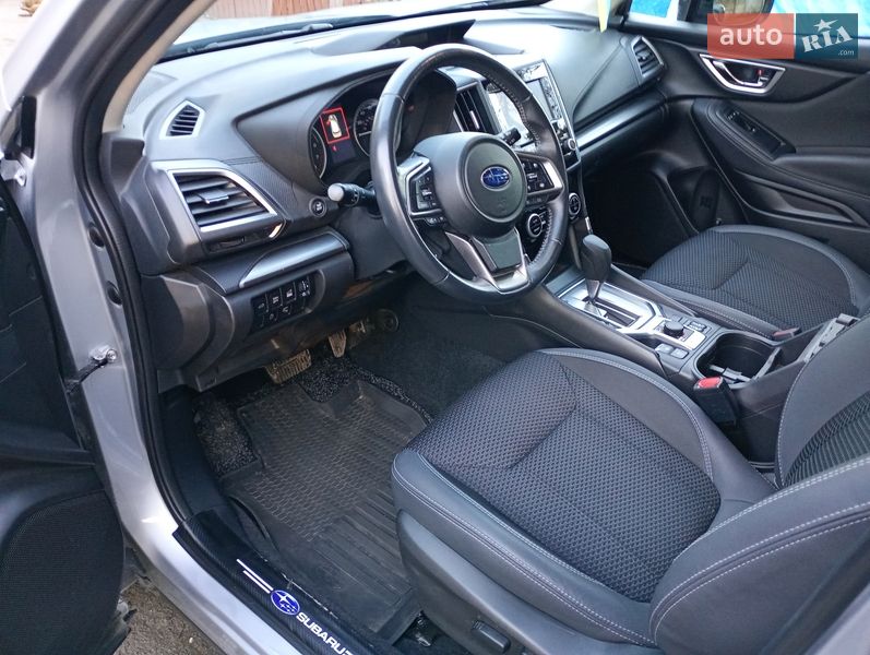 Внедорожник / Кроссовер Subaru Forester 2020 в Новой Ушице