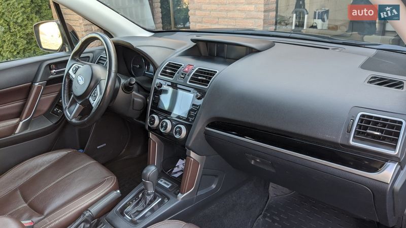 Внедорожник / Кроссовер Subaru Forester 2016 в Виннице