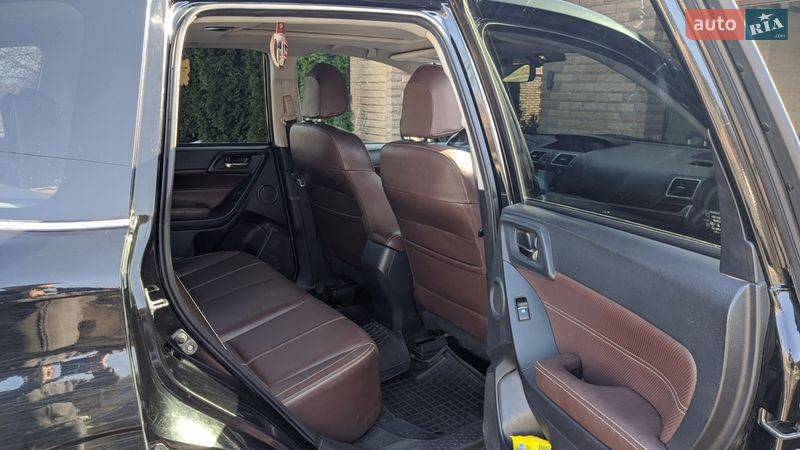 Внедорожник / Кроссовер Subaru Forester 2016 в Виннице