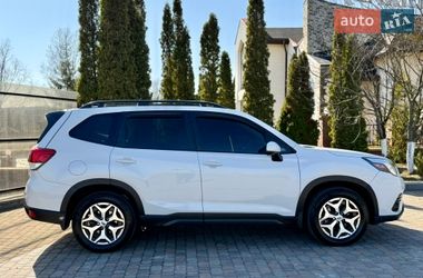 Внедорожник / Кроссовер Subaru Forester 2024 в Киеве