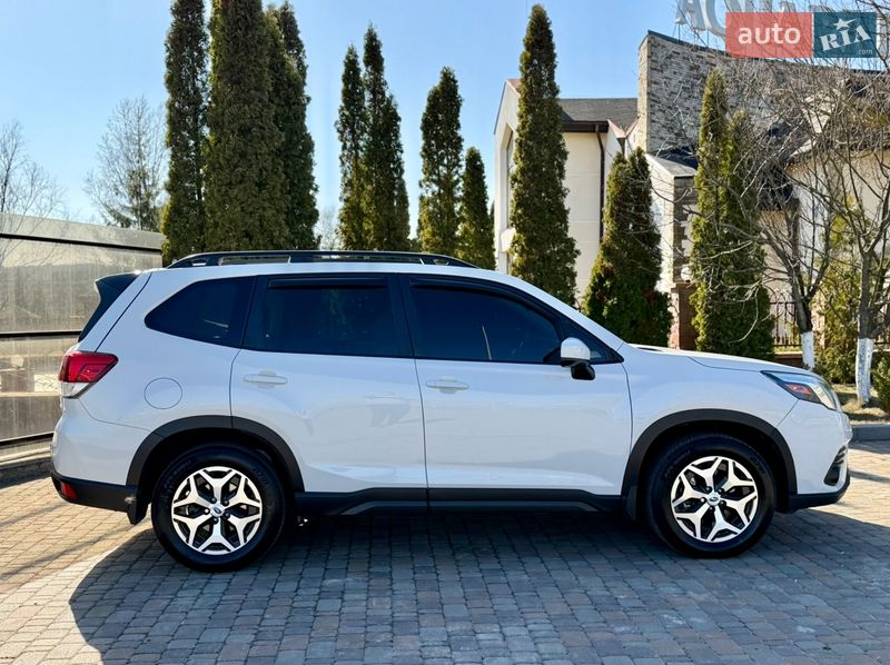Внедорожник / Кроссовер Subaru Forester 2024 в Киеве