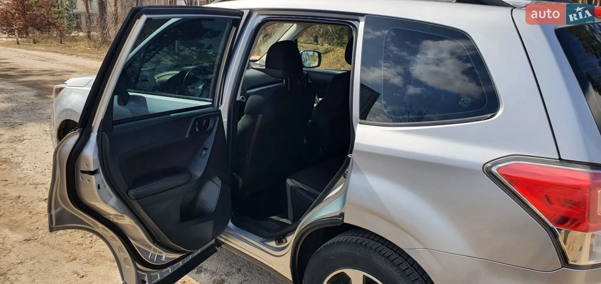 2016 Subaru Forester - мініатюра 12
