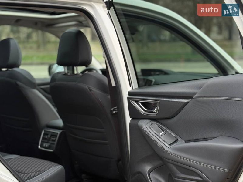 Внедорожник / Кроссовер Subaru Forester 2020 в Ивано-Франковске