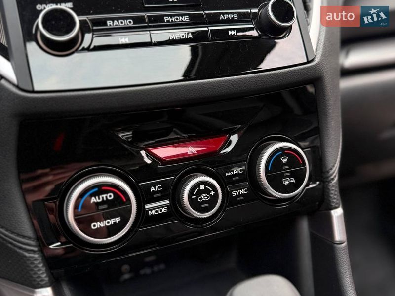 Внедорожник / Кроссовер Subaru Forester 2020 в Ивано-Франковске