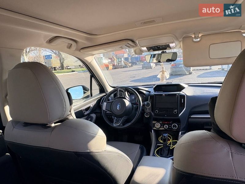 Позашляховик / Кросовер Subaru Forester 2018 в Дніпрі