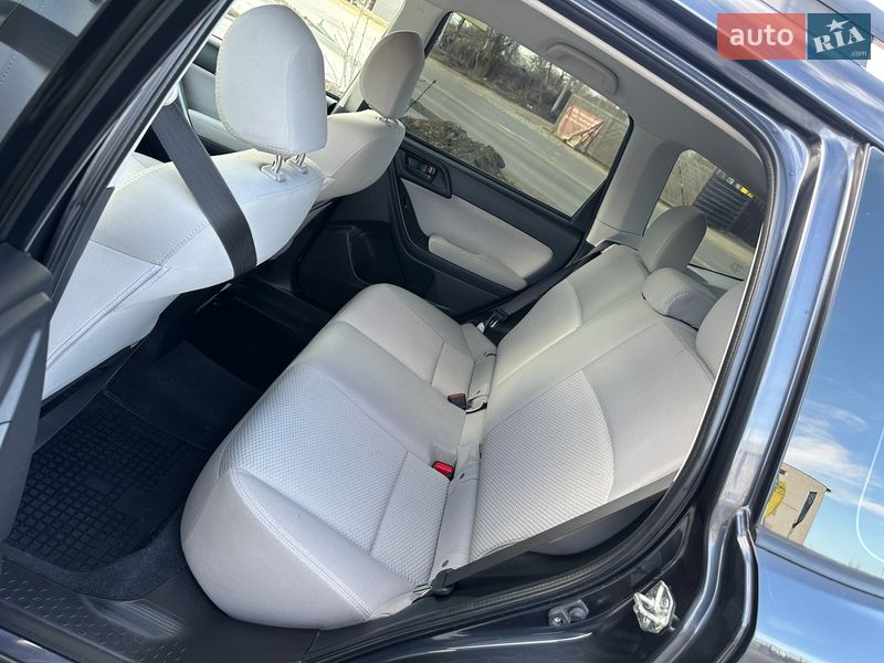 Внедорожник / Кроссовер Subaru Forester 2013 в Ивано-Франковске