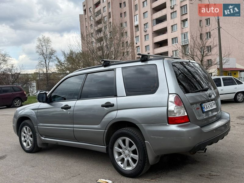 Позашляховик / Кросовер Subaru Forester 2007 в Києві