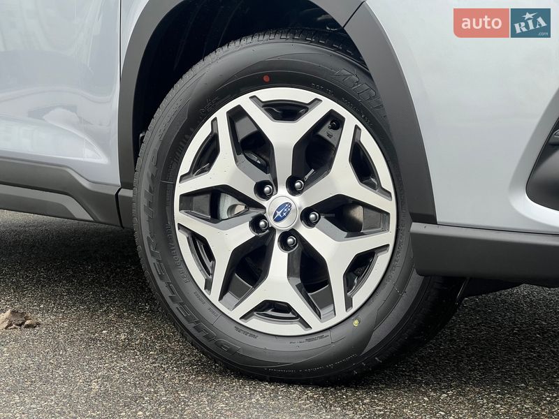Позашляховик / Кросовер Subaru Forester 2024 в Києві