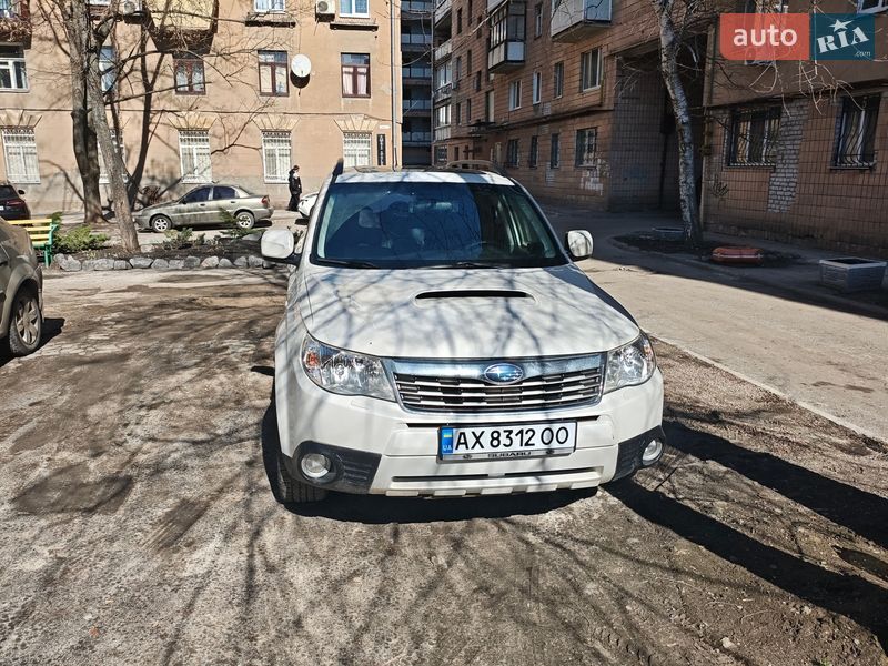 Внедорожник / Кроссовер Subaru Forester 2009 в Харькове