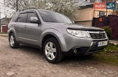 Позашляховик / Кросовер Subaru Forester 2010 в Черкасах