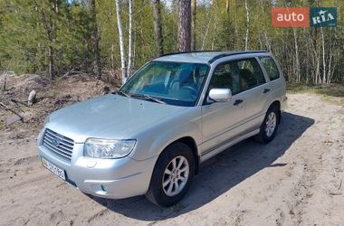 Позашляховик / Кросовер Subaru Forester 2006 в Києві