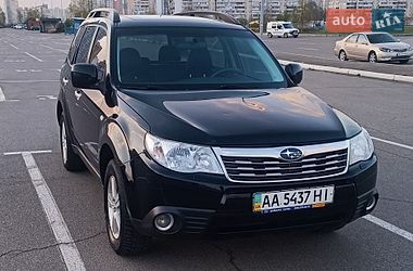 Позашляховик / Кросовер Subaru Forester 2008 в Києві