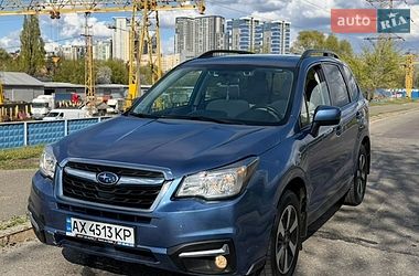 Позашляховик / Кросовер Subaru Forester 2017 в Києві