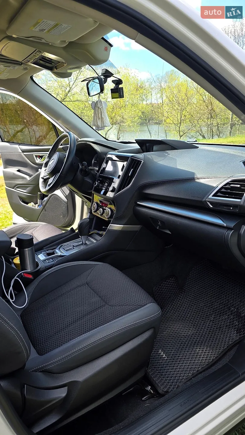 2019 Subaru Forester - мініатюра 17