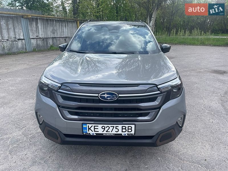 Внедорожник / Кроссовер Subaru Forester 2024 в Днепре