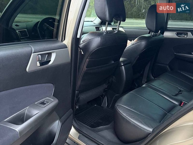 Внедорожник / Кроссовер Subaru Forester 2008 в Днепре