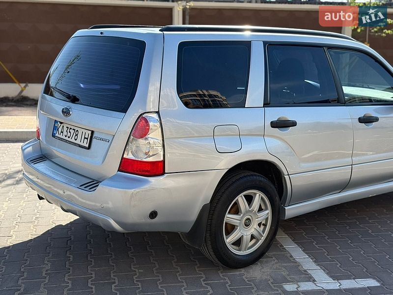Внедорожник / Кроссовер Subaru Forester 2006 в Киеве