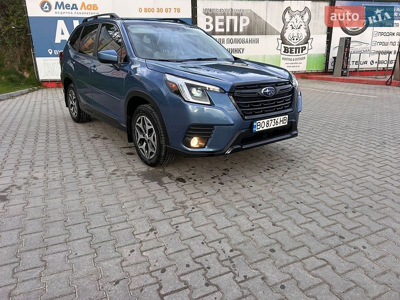 Внедорожник / Кроссовер Subaru Forester 2022 в Тернополе