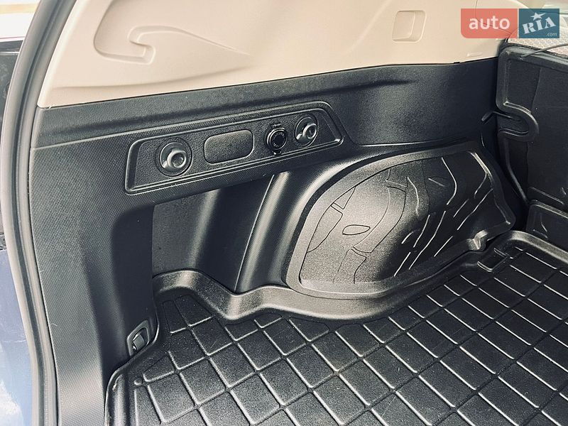 Внедорожник / Кроссовер Subaru Forester 2022 в Тернополе