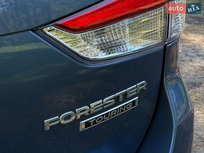 Внедорожник / Кроссовер Subaru Forester 2022 в Сумах