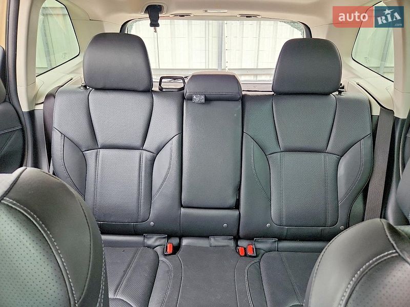 Внедорожник / Кроссовер Subaru Forester 2022 в Киеве