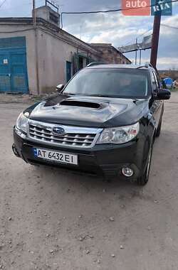 Внедорожник / Кроссовер Subaru Forester 2012 в Лановцах