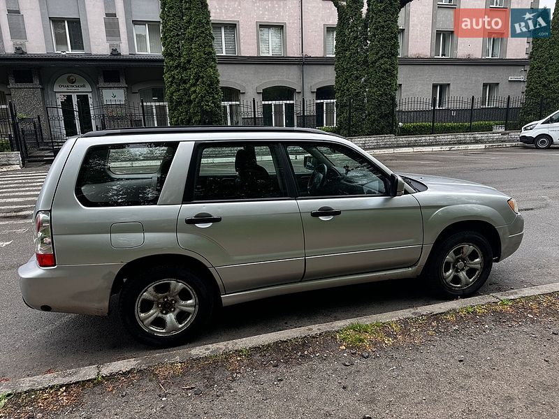 Внедорожник / Кроссовер Subaru Forester 2006 в Киеве