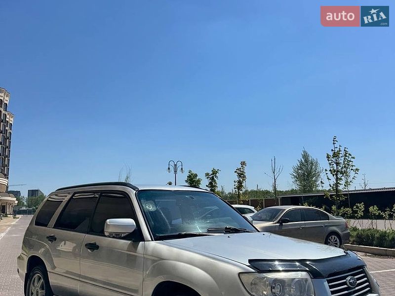 Внедорожник / Кроссовер Subaru Forester 2006 в Киеве