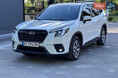 Внедорожник / Кроссовер Subaru Forester 2024 в Днепре