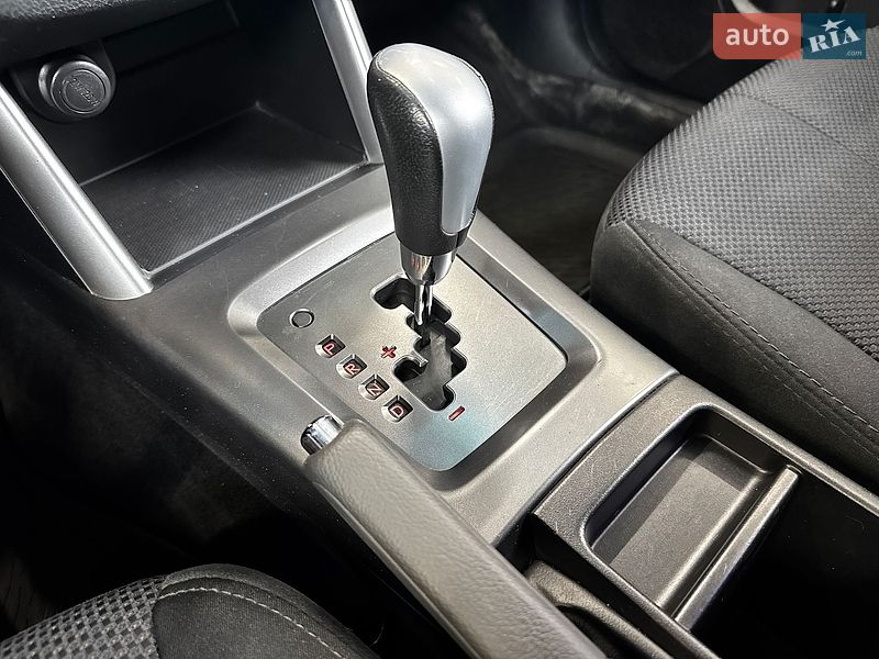 Позашляховик / Кросовер Subaru Forester 2011 в Києві