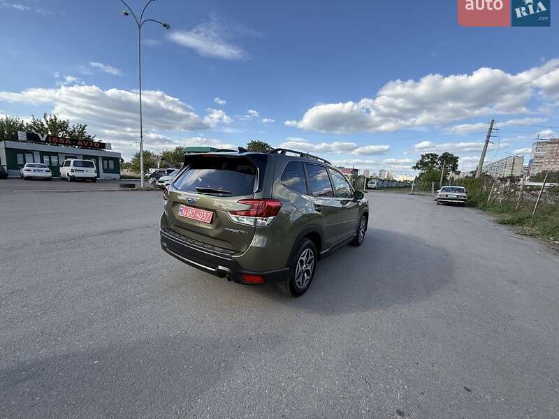 Позашляховик / Кросовер Subaru Forester 2023 в Горішніх Плавнях