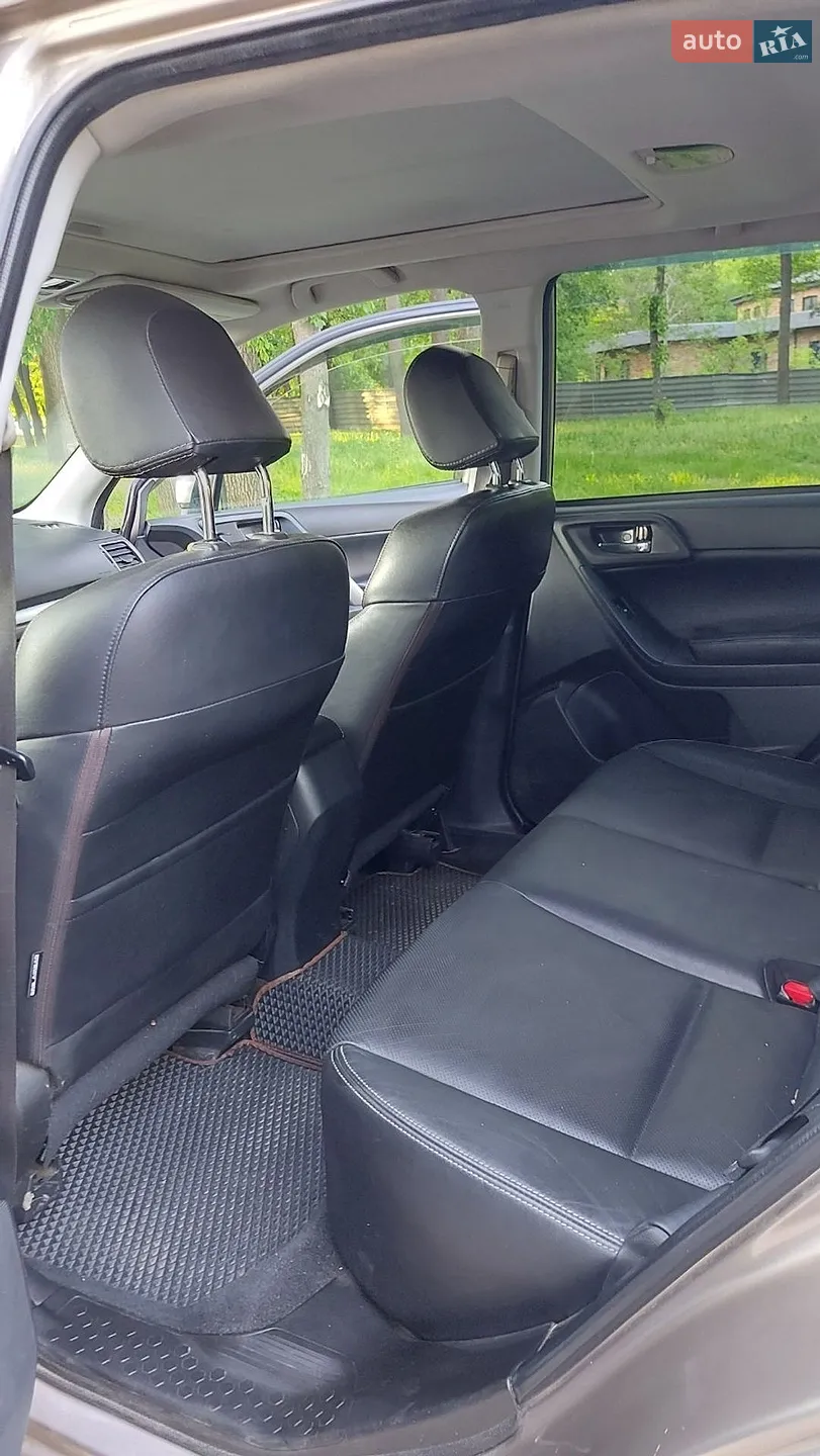 2016 Subaru Forester - мініатюра 12