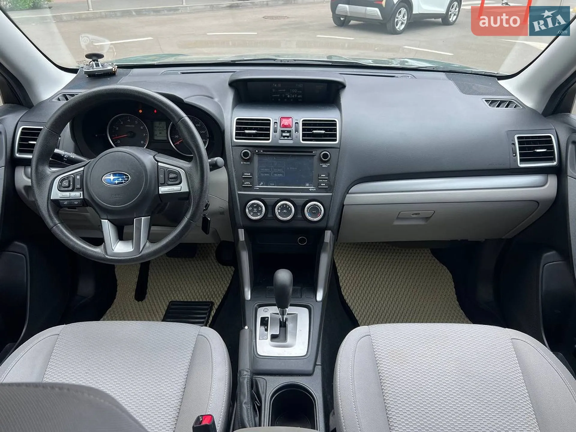 2017 Subaru Forester - мініатюра 13