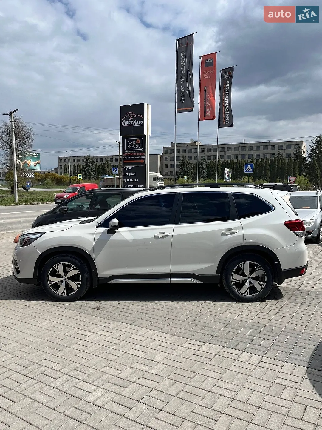 2019 Subaru Forester - мініатюра 4