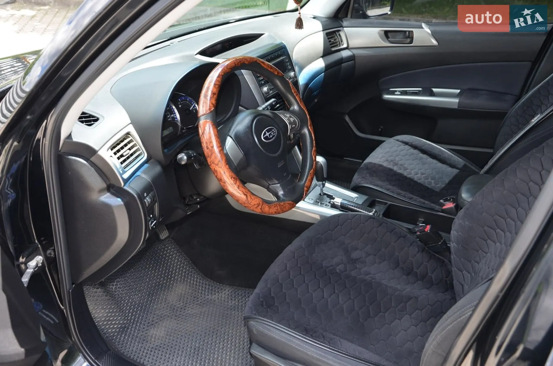 2010 Subaru Forester - мініатюра 35