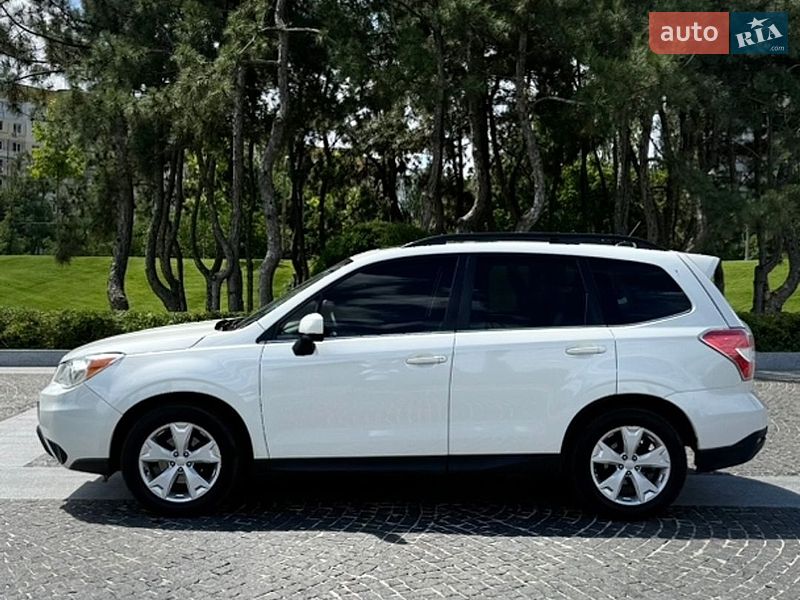 Внедорожник / Кроссовер Subaru Forester 2014 в Днепре