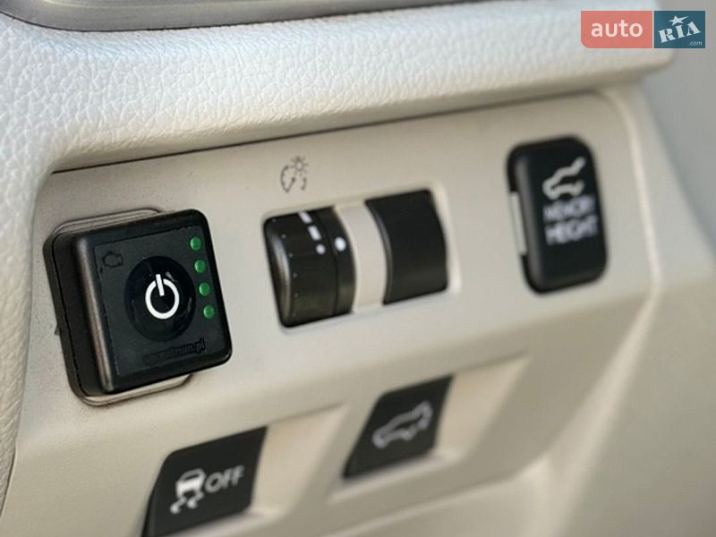 Внедорожник / Кроссовер Subaru Forester 2014 в Днепре