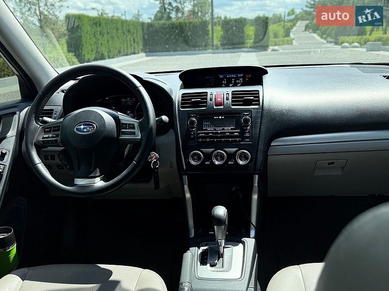 Внедорожник / Кроссовер Subaru Forester 2014 в Днепре