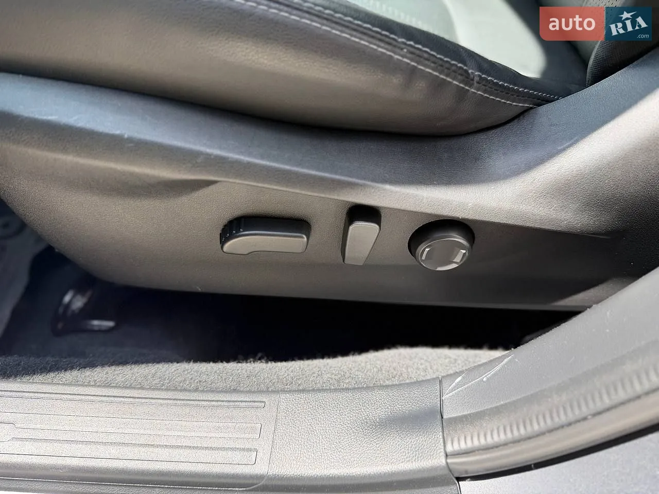 2021 Subaru Forester - мініатюра 12