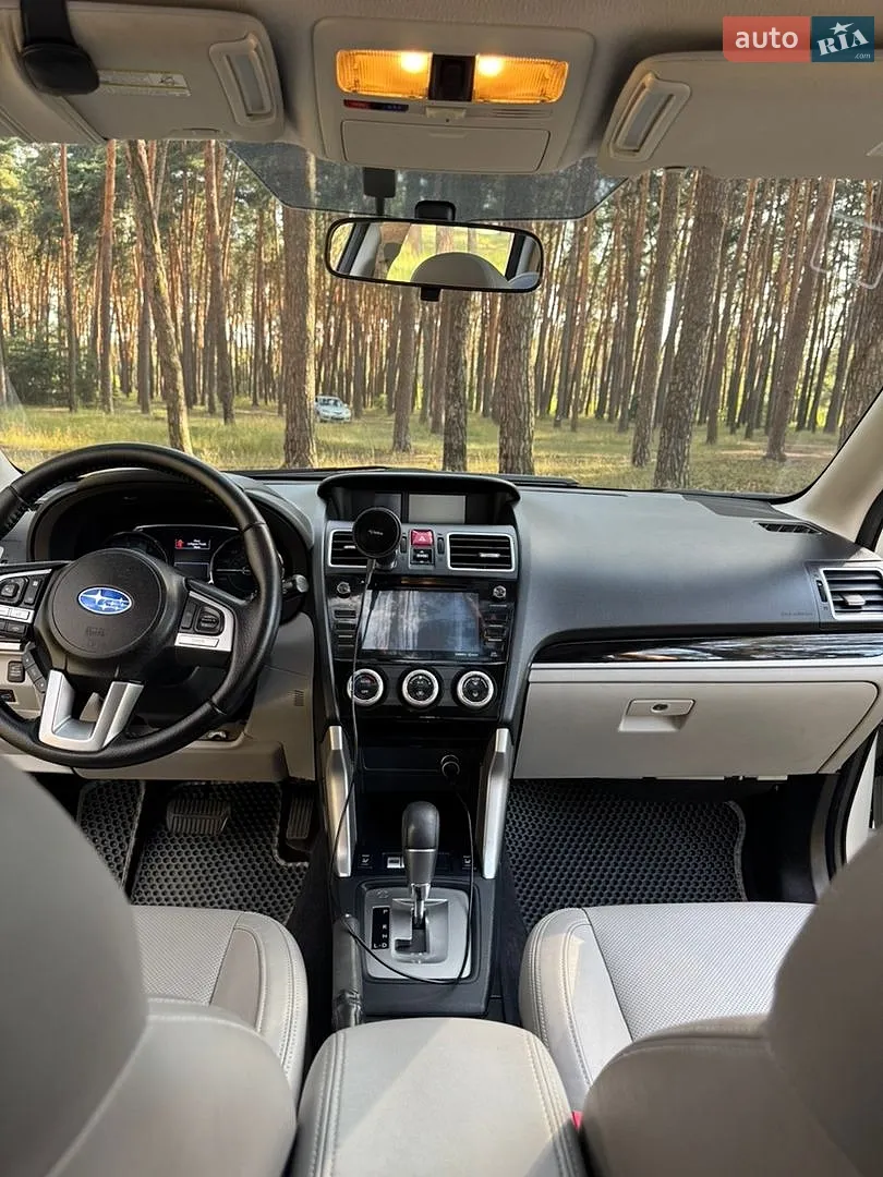 2017 Subaru Forester - мініатюра 12
