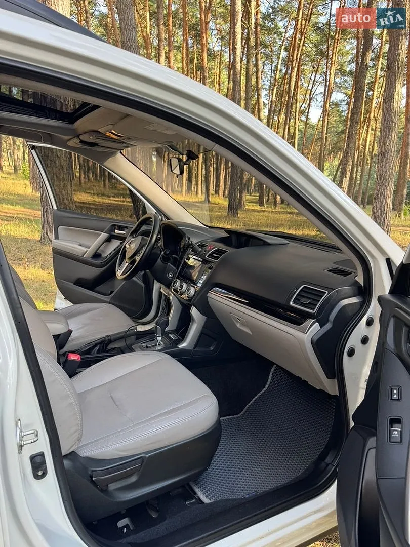 2017 Subaru Forester - мініатюра 9