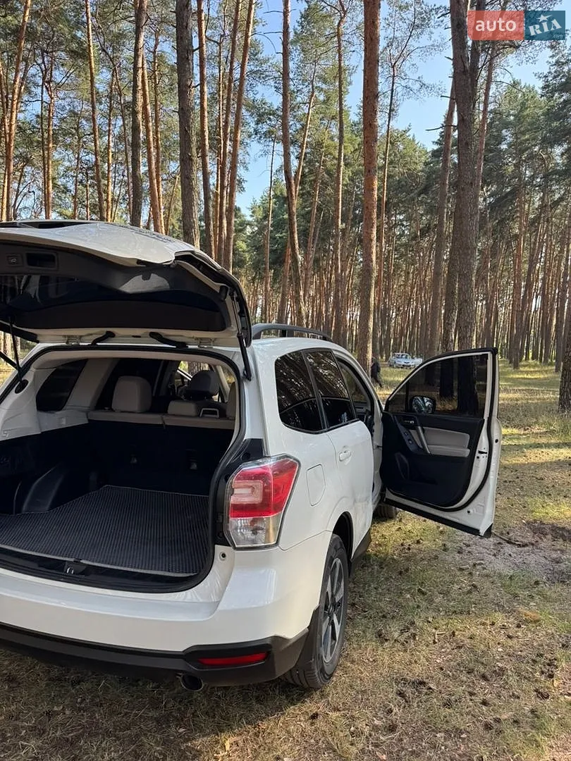2017 Subaru Forester - мініатюра 18