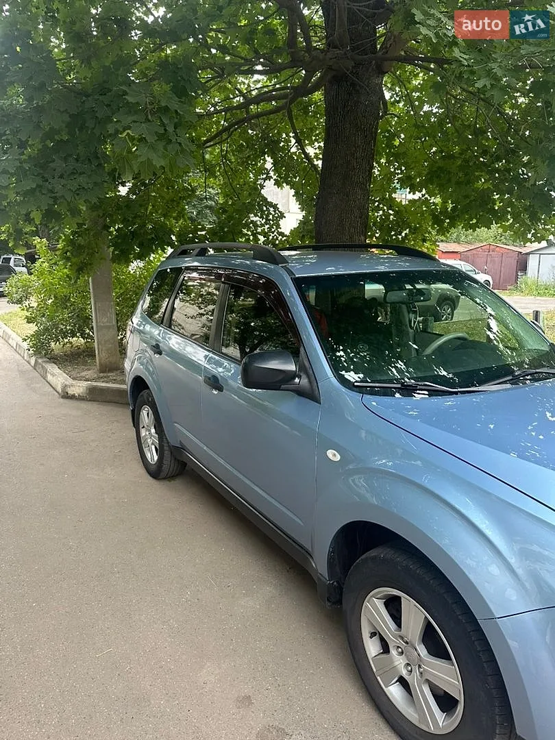 2011 Subaru Forester - мініатюра 2