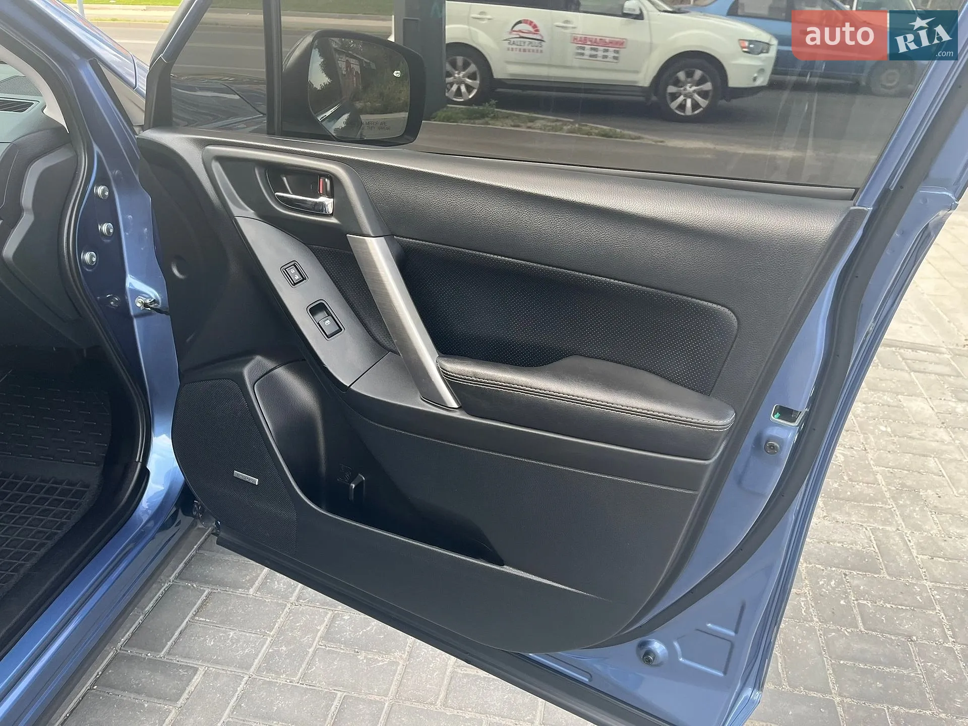 2016 Subaru Forester - мініатюра 13