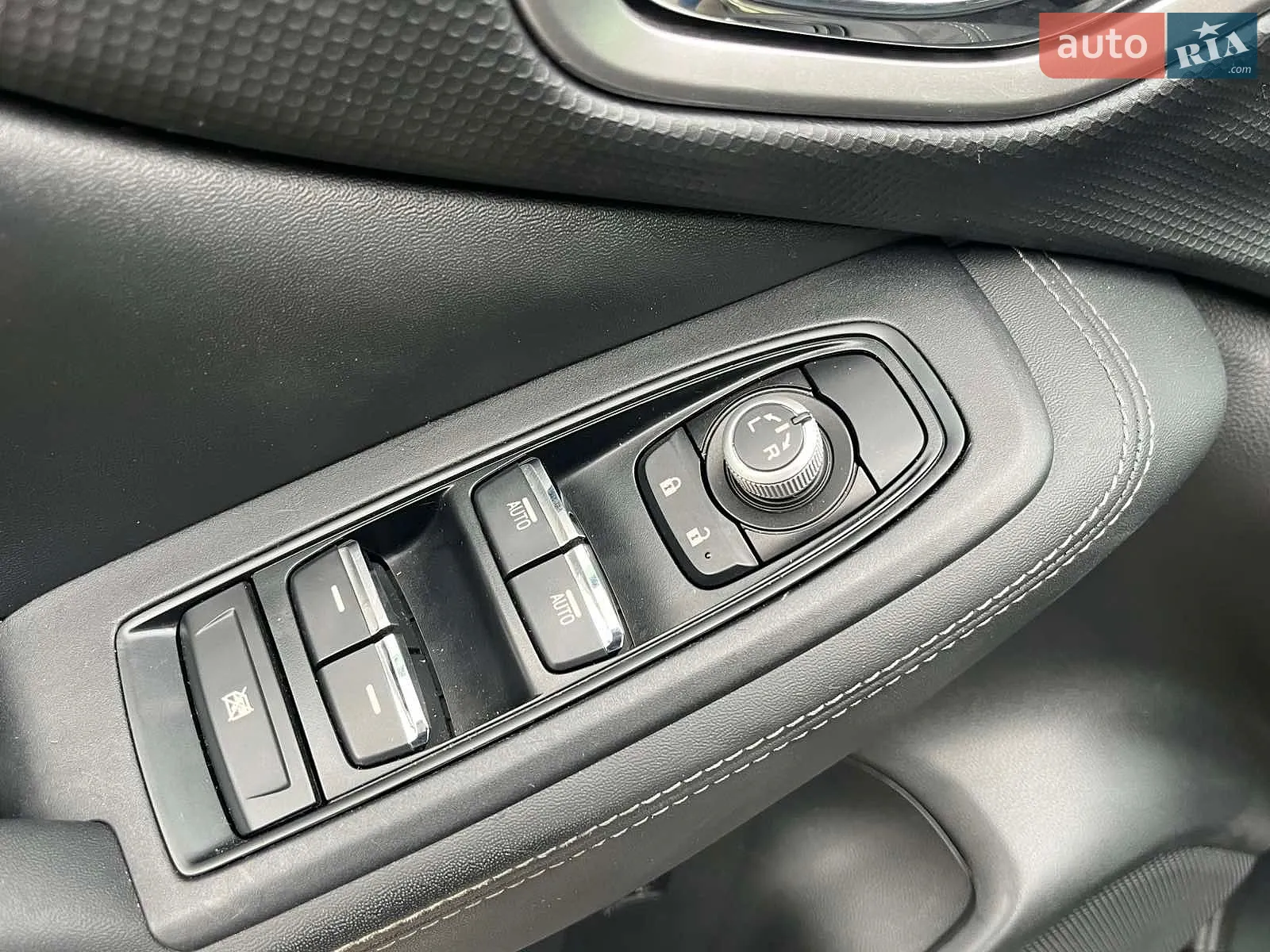 2019 Subaru Forester - мініатюра 31
