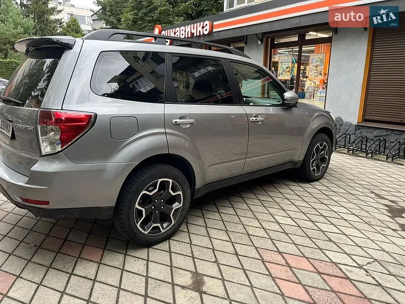 Subaru Forester 2011